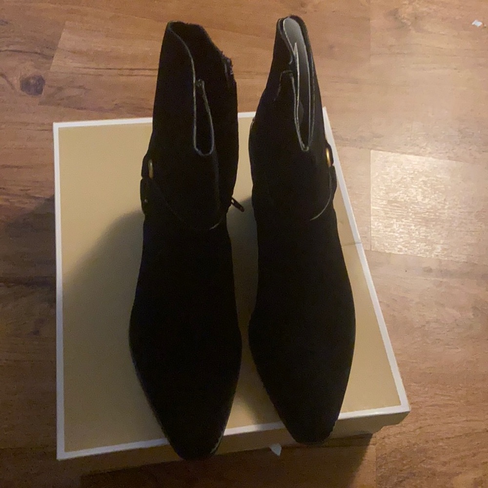 Women’s Shoes